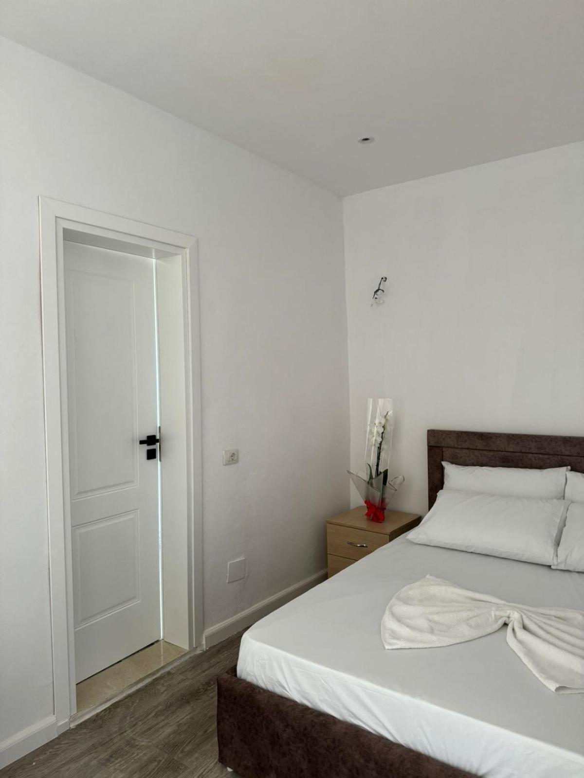 Vila Bleta Vlore Bagian luar foto